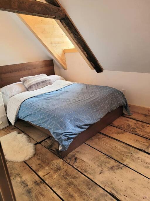 Om Chalet 1 Avec Spa Face Au Fleuve Saint-Jean Екстериор снимка